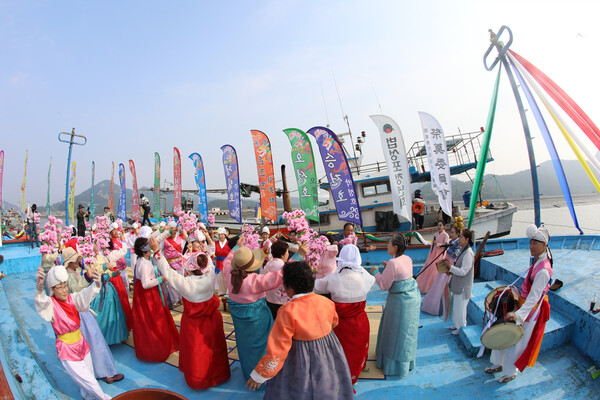 ​2025 영광법성포단오제(​​사진=​​송금면 작가)/뉴스후플러스​