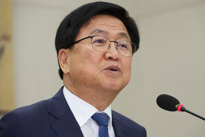 여당 단독 보고서 채택…<b>최교진</b> 장관후보, 논란 속 <b>교육</b>수장 사실상 확...